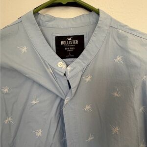 Hollister Men's Sky Blue Palm Print Shirt